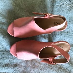 NY&CO Peep Toe Heels